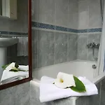 Villa Rochas Hotel Entero *